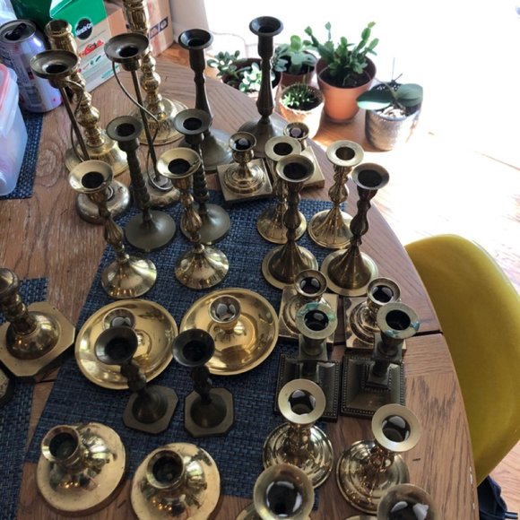 Lot of Vintage Brass Candlesticks - Picture 2 of 6